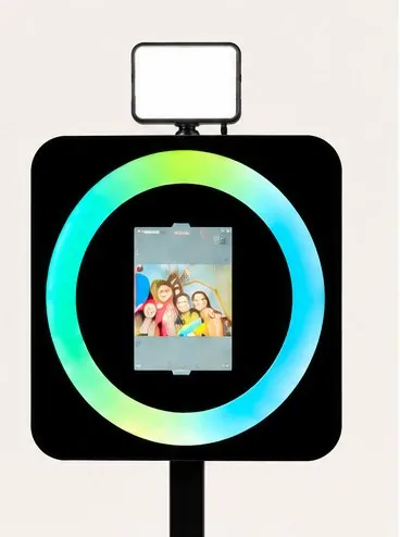 Totem Ring com luz colorida